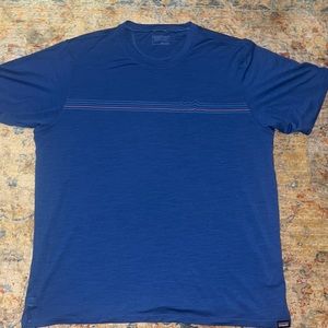 Mens large Patagonia shirt Blue